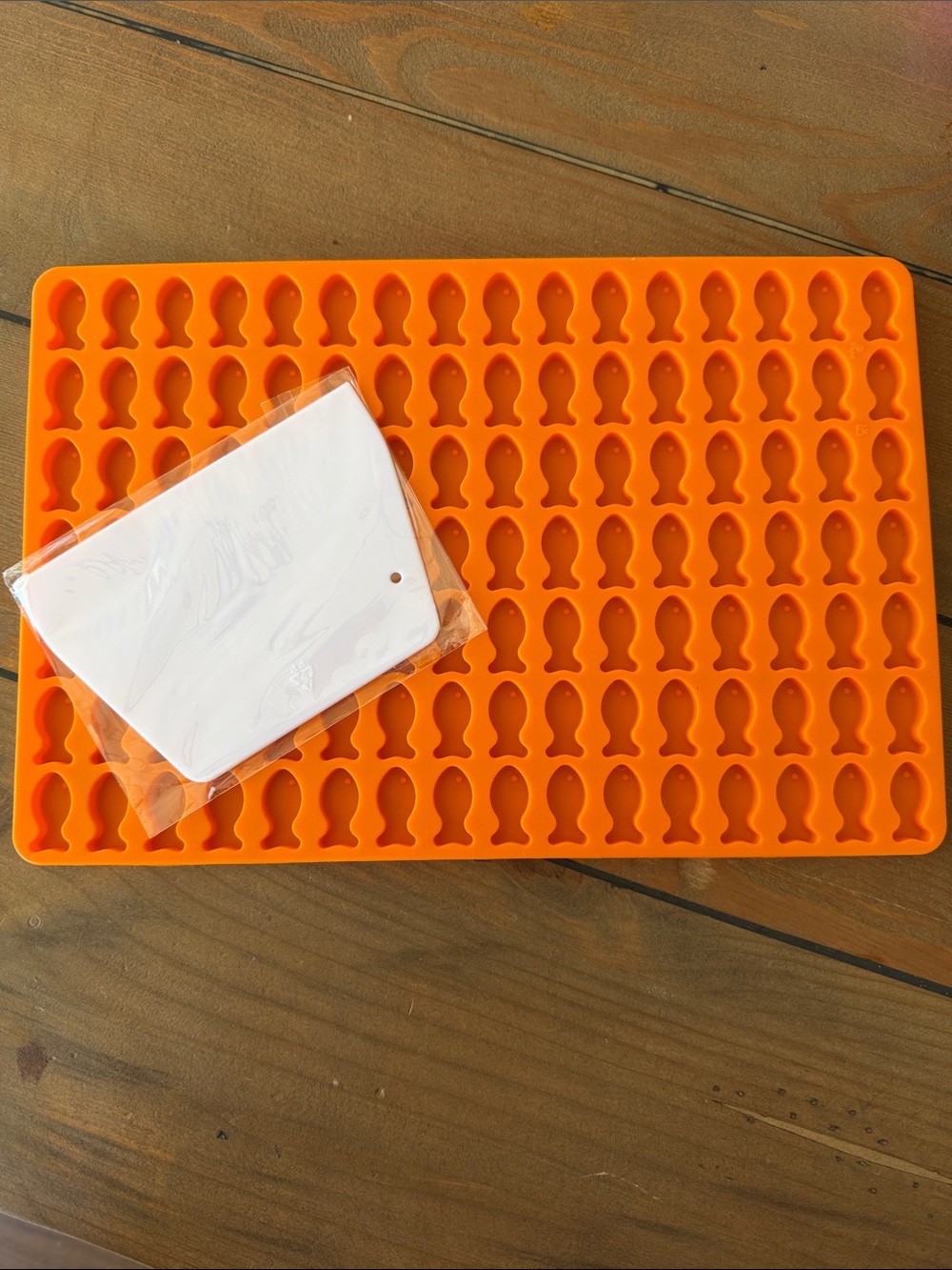 112 Cavities Mini Fish Silicone Mold
